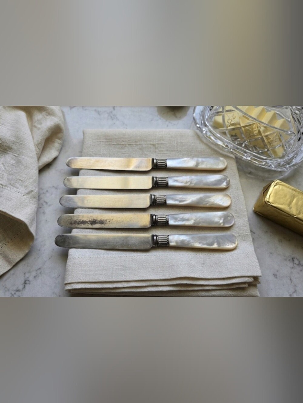 Vintage Mother-of-Pearl Handle Butter Knives Set